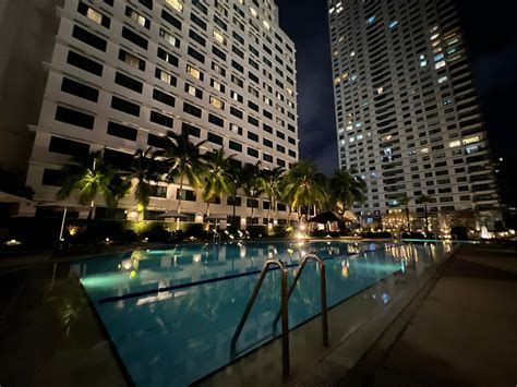 nice hotels in makati.